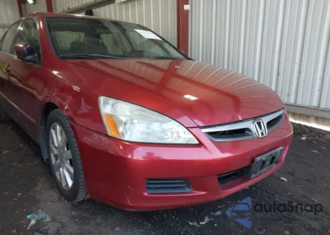 2007 Honda Accord 3.0 Ex z USA, uszkodzony, nr VIN 1HGCM66507A003056